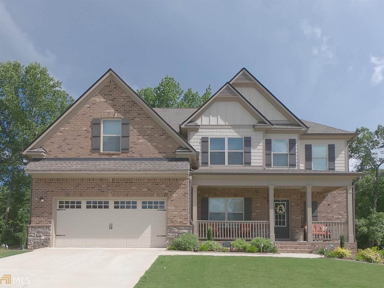 1990 Marlborough Dr - Photo 1