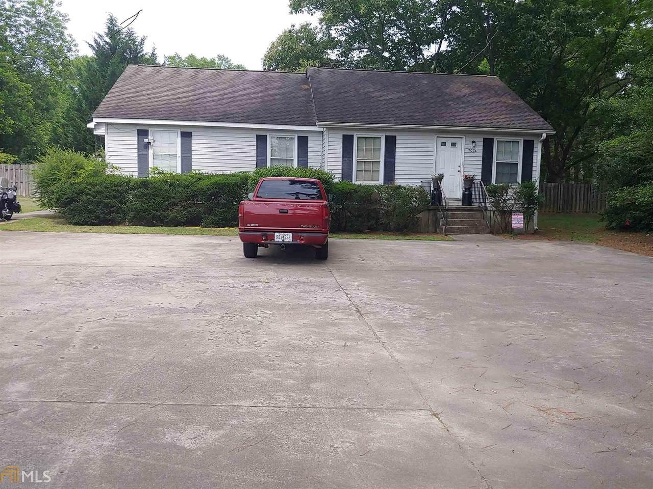 705 &707 Spring St - Photo 1