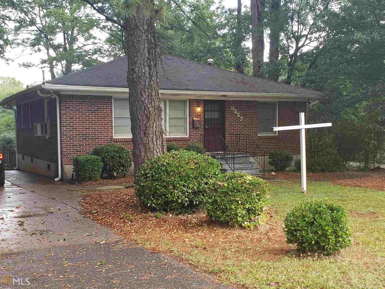 3227 Washington Rd - Photo 1