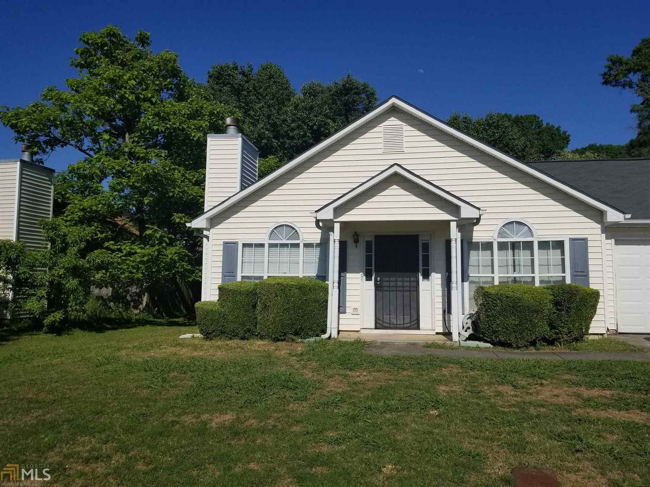 5888 Creekside Dr - Photo 1