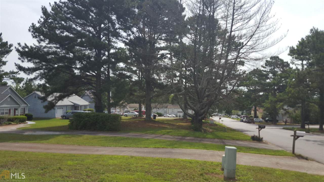 343 Country Club Dr - Photo 1