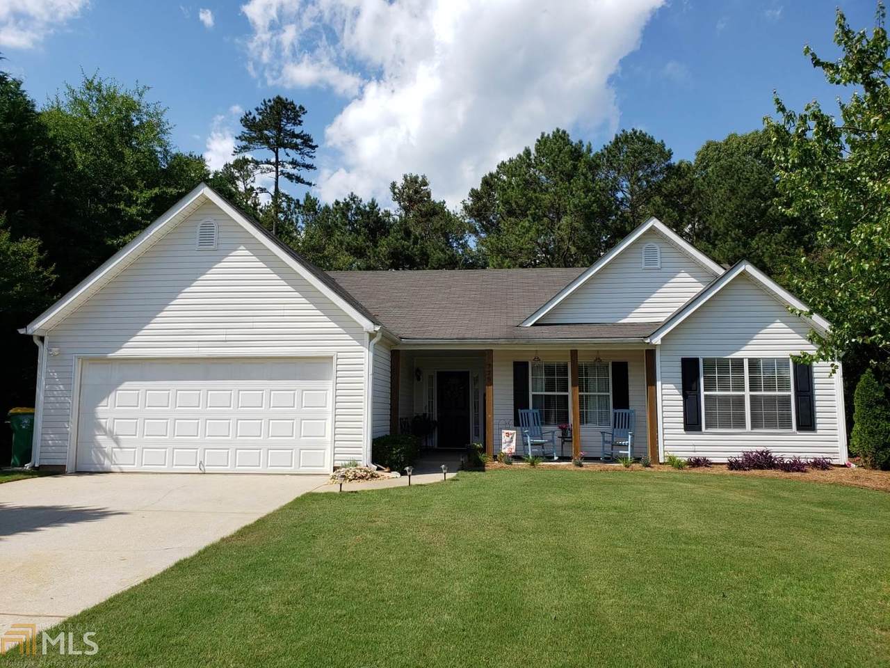 779 Baskins Cir - Photo 1