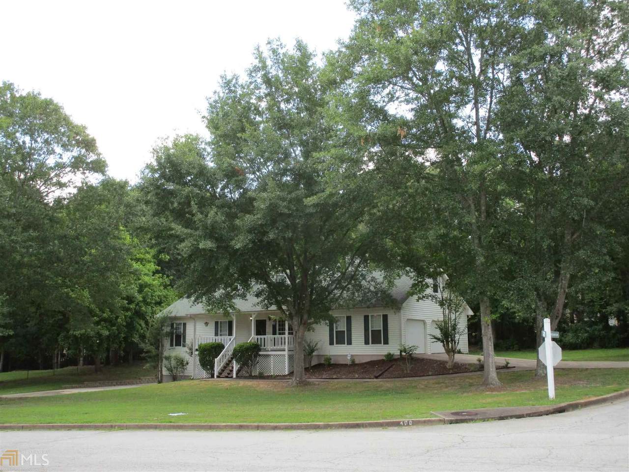400 Mckenzie Ave - Photo 1