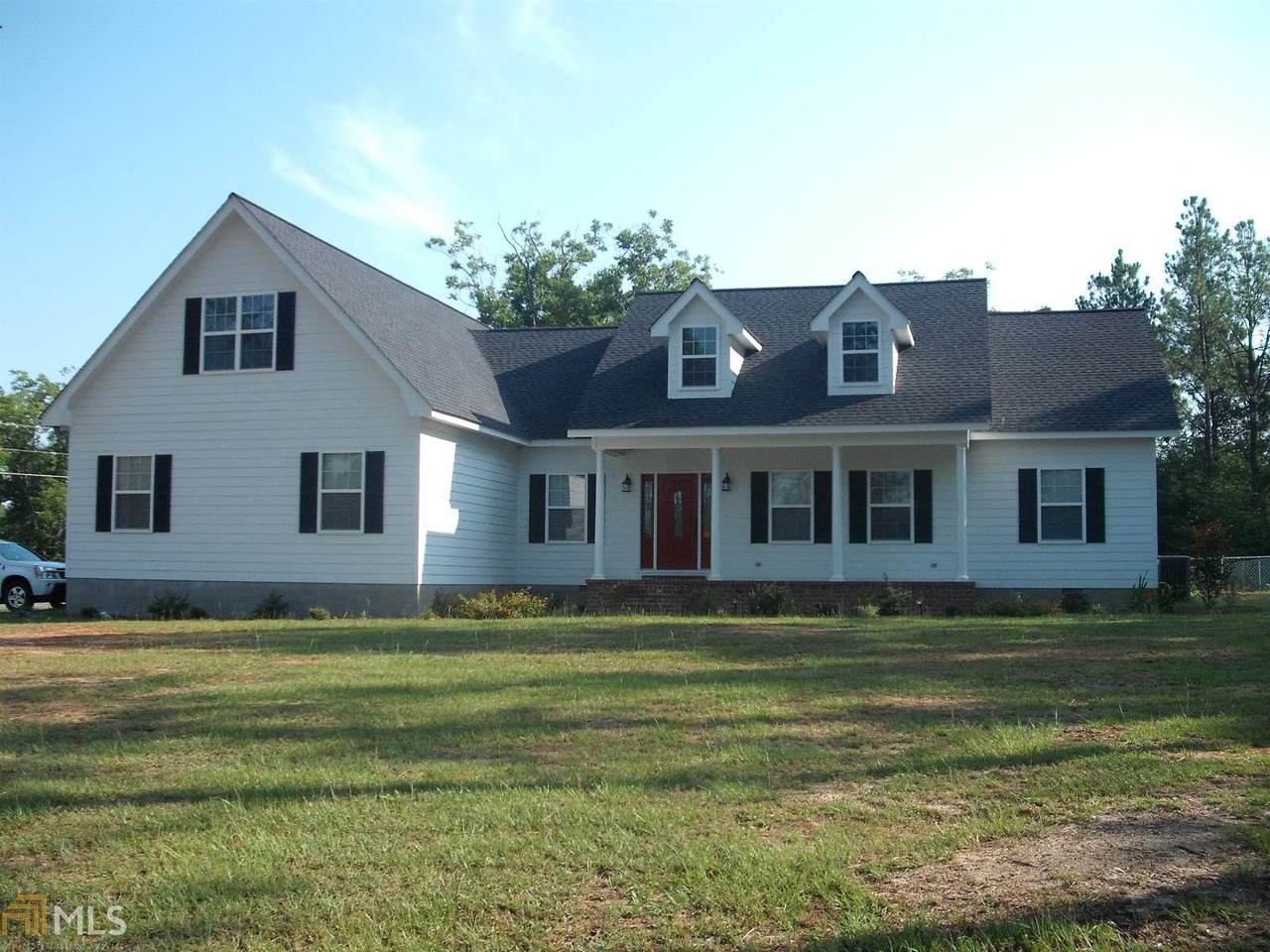 15 Woodland Dr - Photo 1