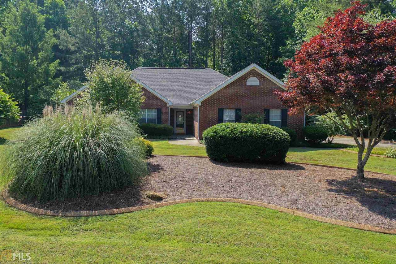 70 Masters Dr - Photo 1