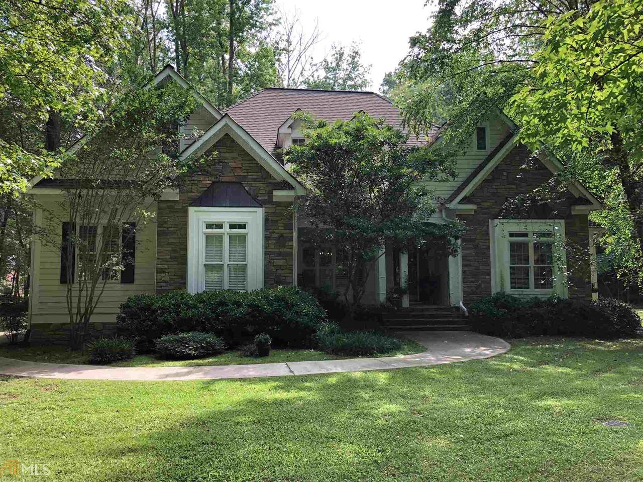 1731 Indian Woods Dr - Photo 1