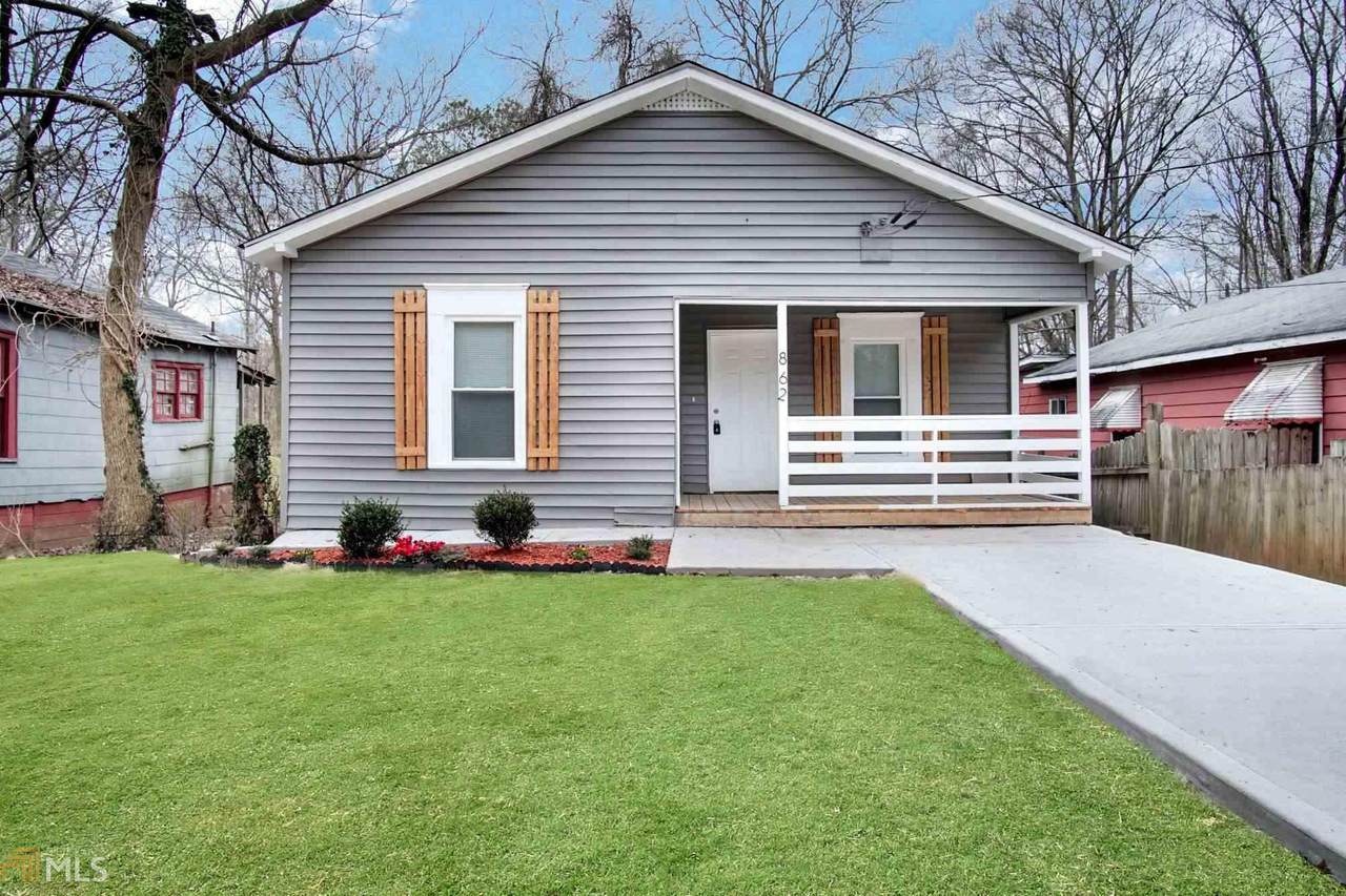 862 Ridge Ave - Photo 1