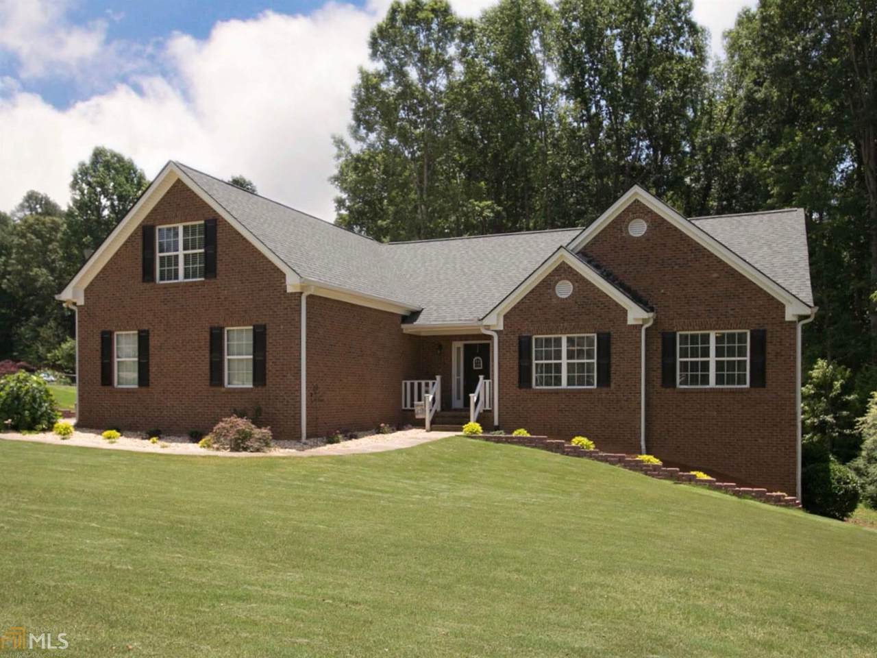 237 Summit Chase Dr - Photo 1