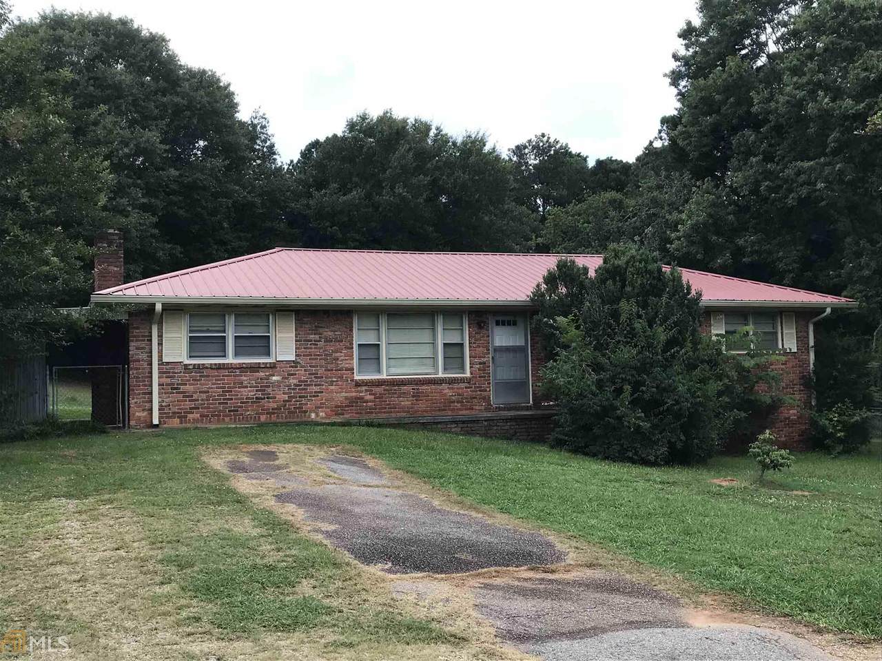 1890 Hog Mountain Rd - Photo 1