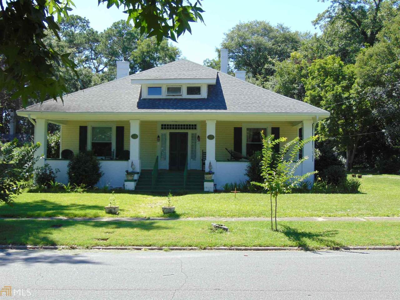 403 Engram St - Photo 1