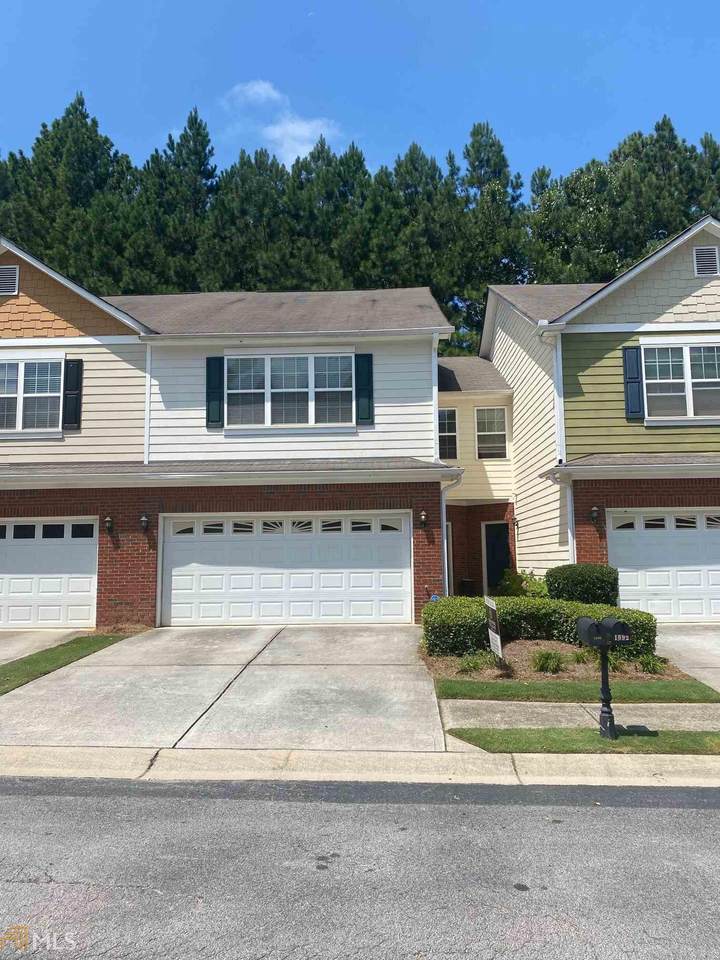 1090 Treymont Ln - Photo 1