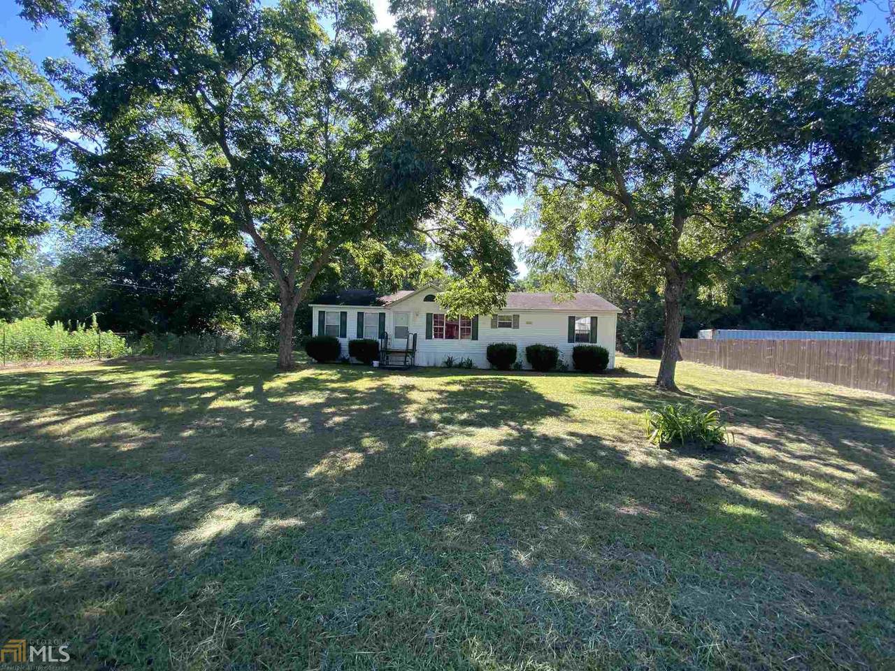 11 Moore Bird Ln - Photo 1