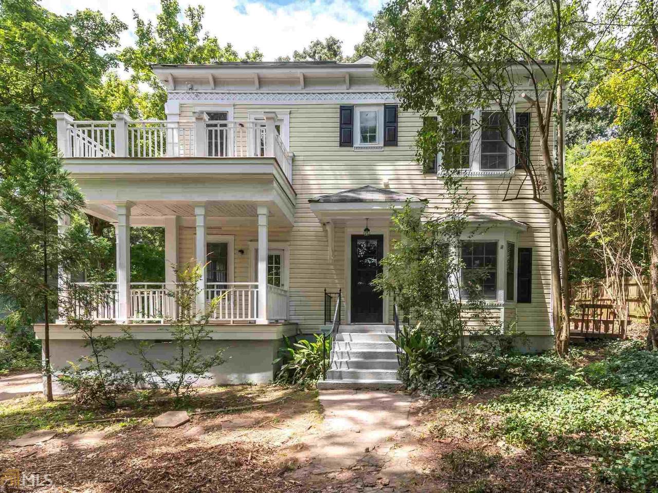 411 Candler St - Photo 1