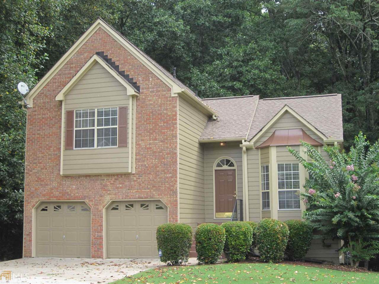 1436 Chapel Hill Ln - Photo 1