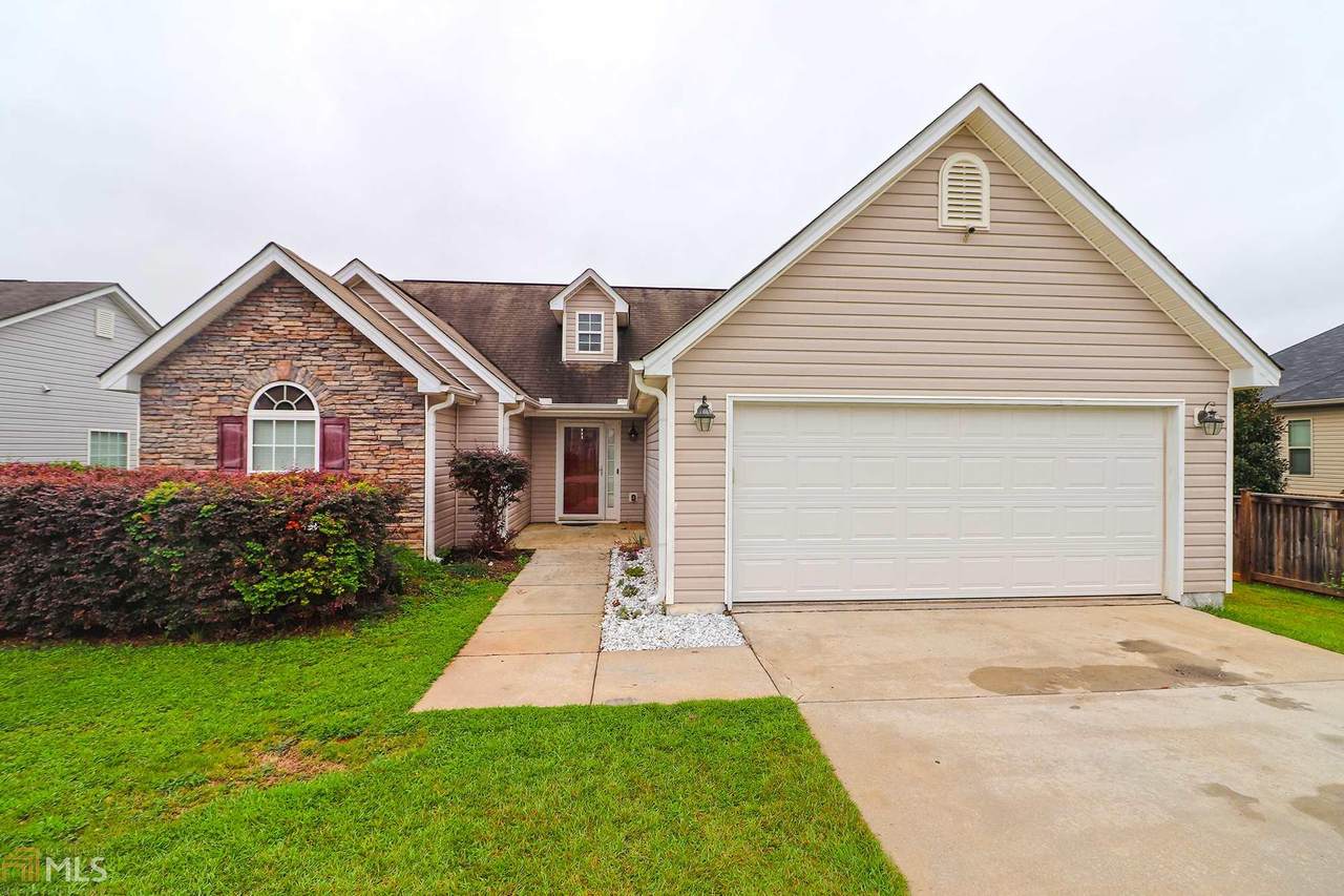 303 Burr Dr - Photo 1