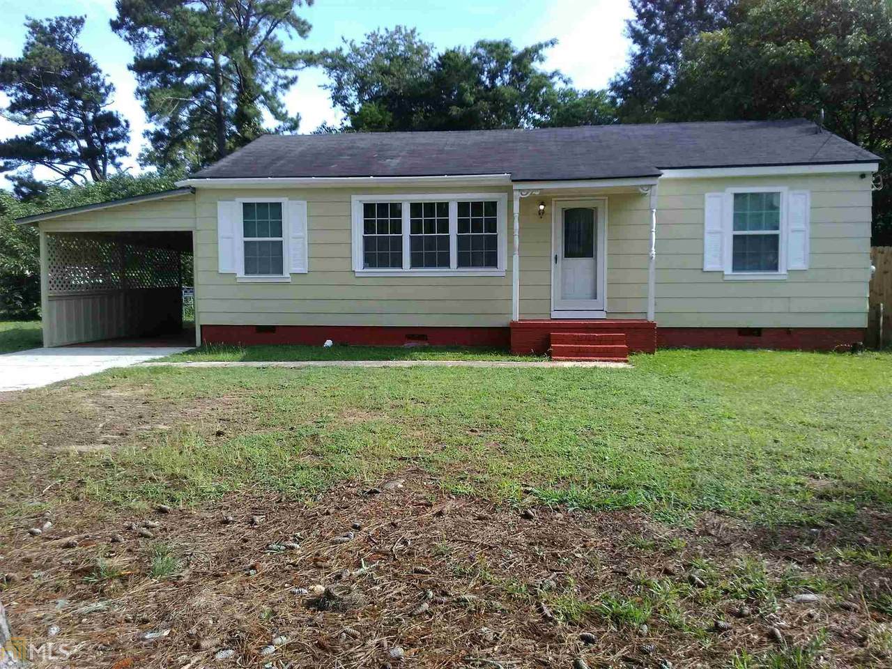 100 Rutland Cir - Photo 1