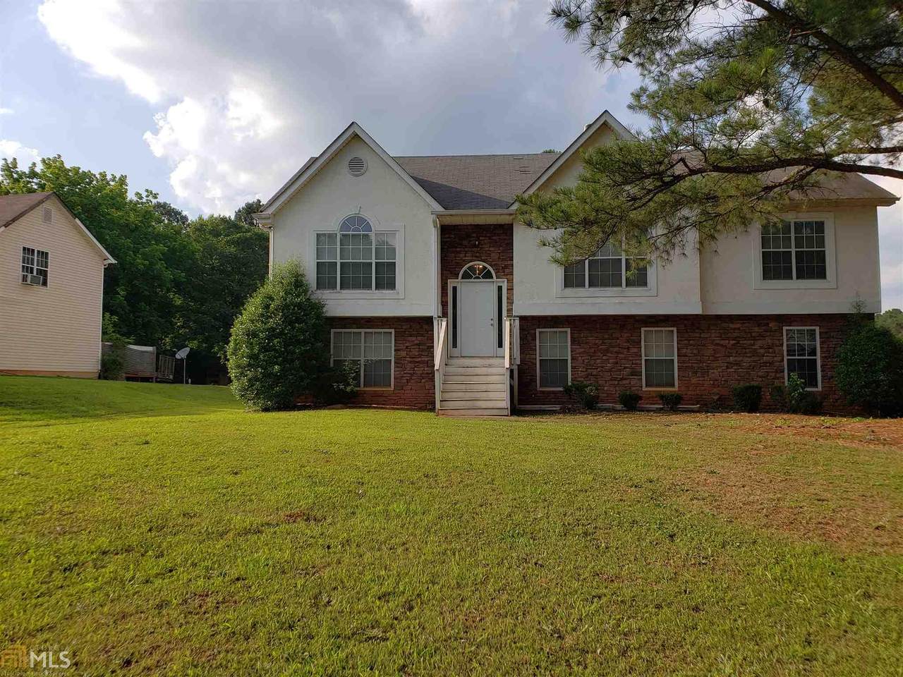4268 Northridge - Photo 1