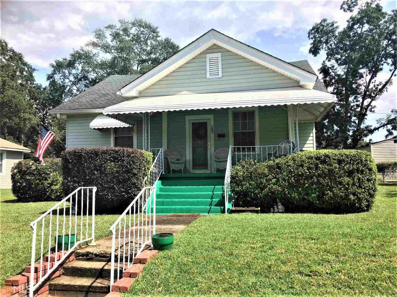 107 N Street - Photo 1