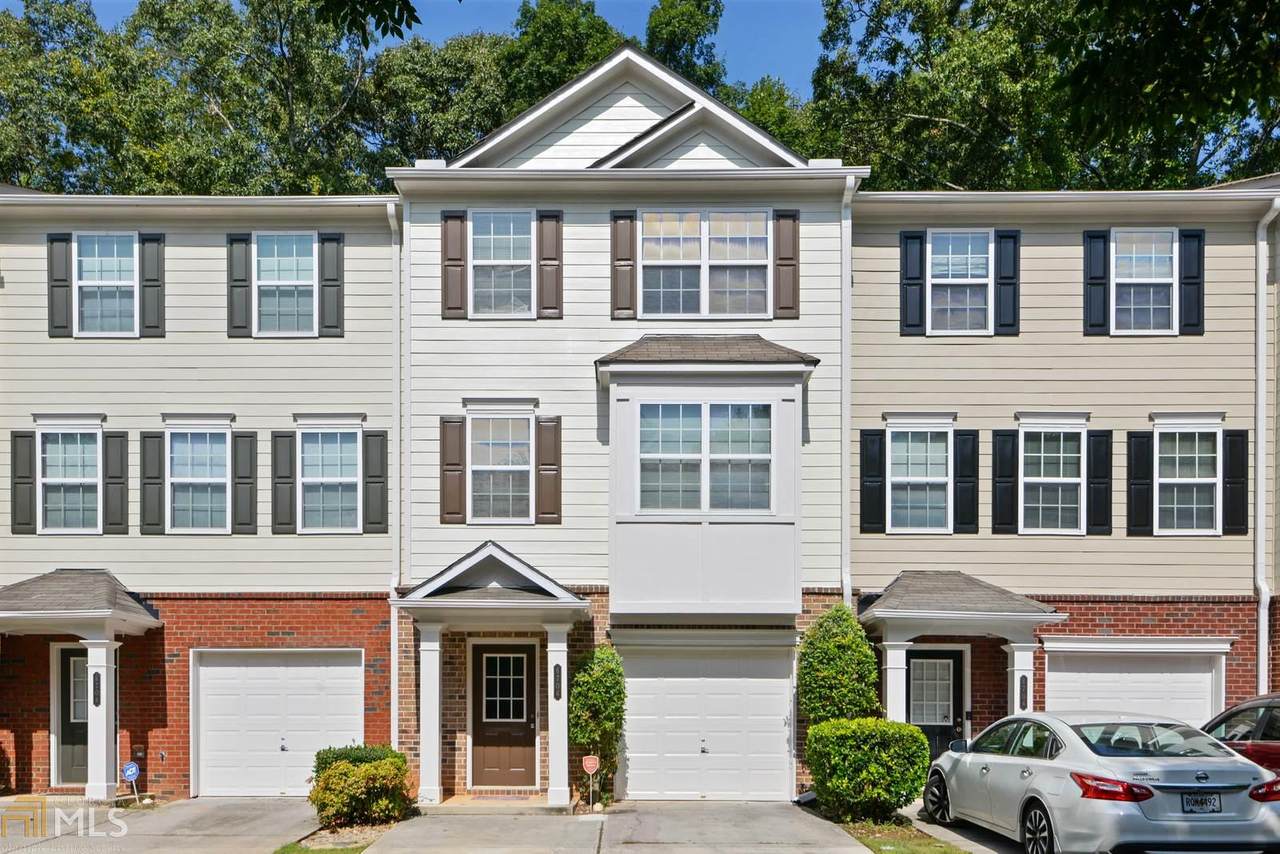 6706 Stoneleigh Way - Photo 1