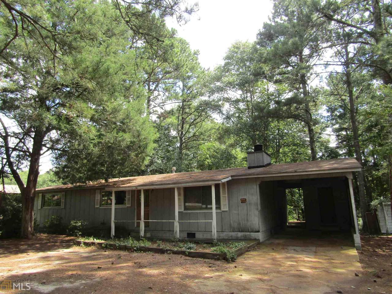 2085 Carr Rd - Photo 1