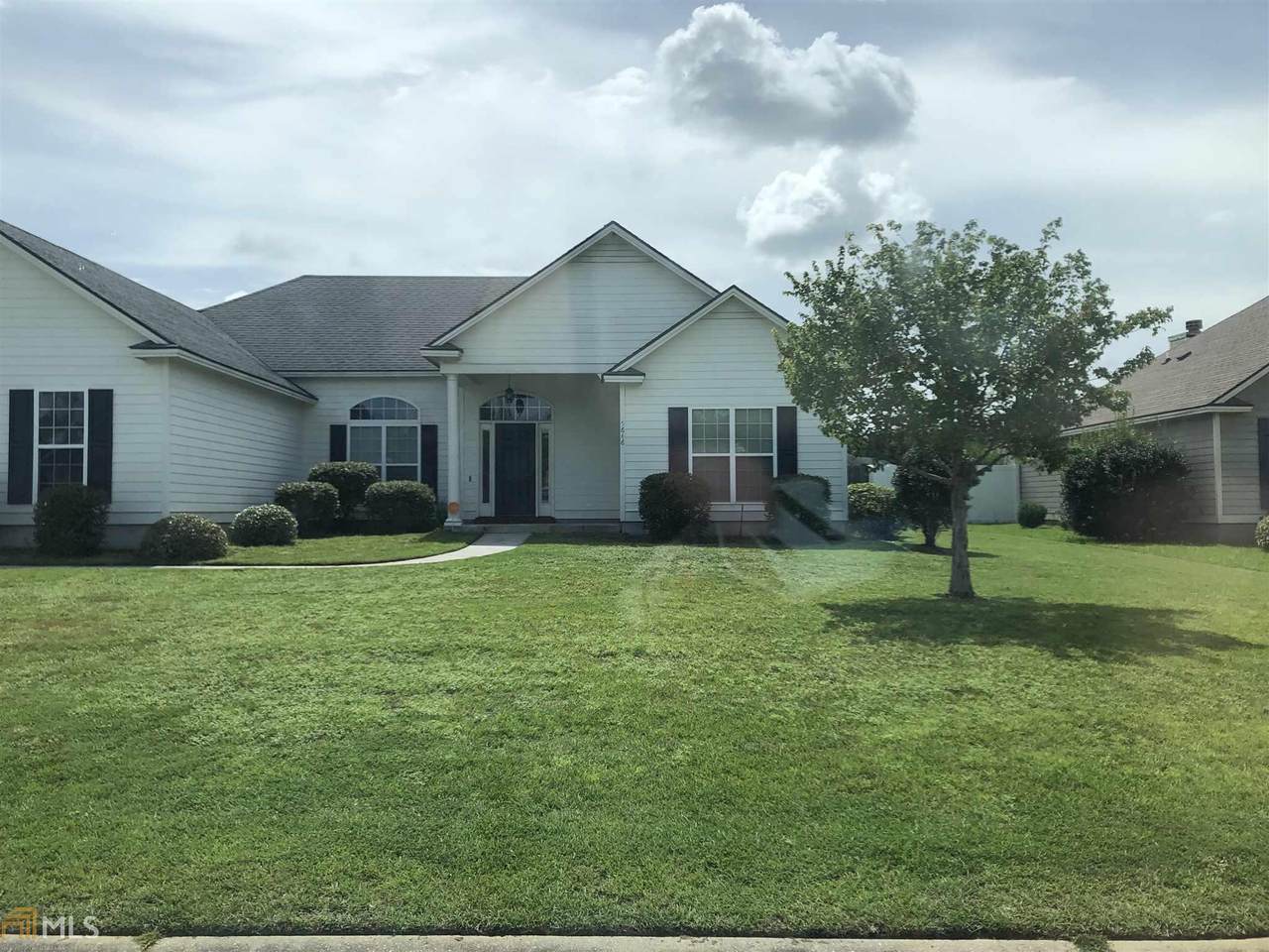 5646 Fontana Rd - Photo 1