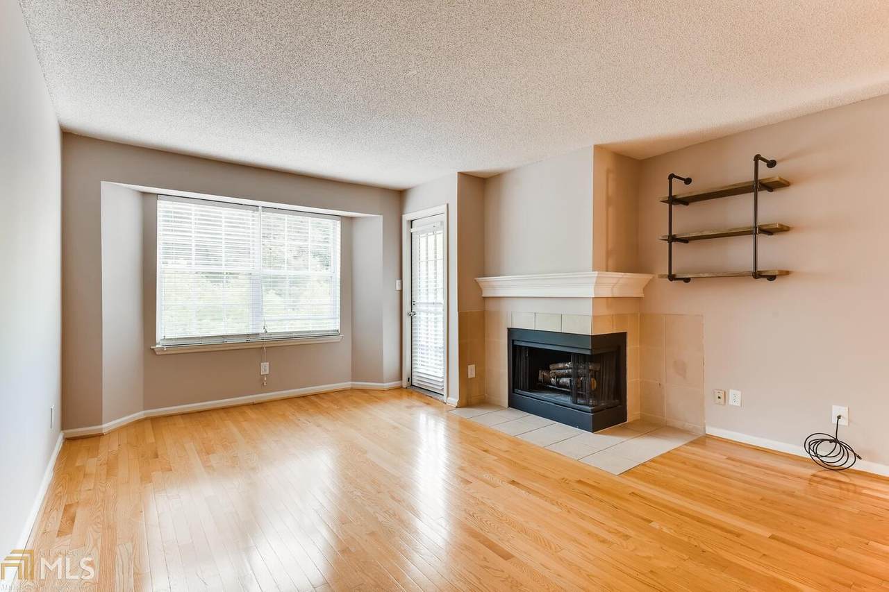 1021 Chastain Park Ct - Photo 1
