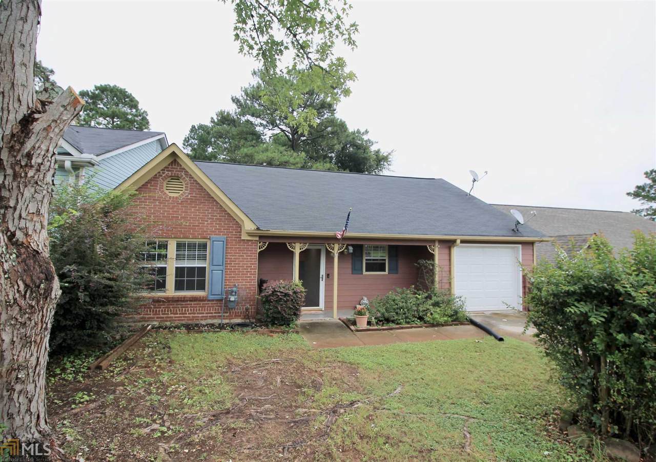 243 Oak Cir - Photo 1