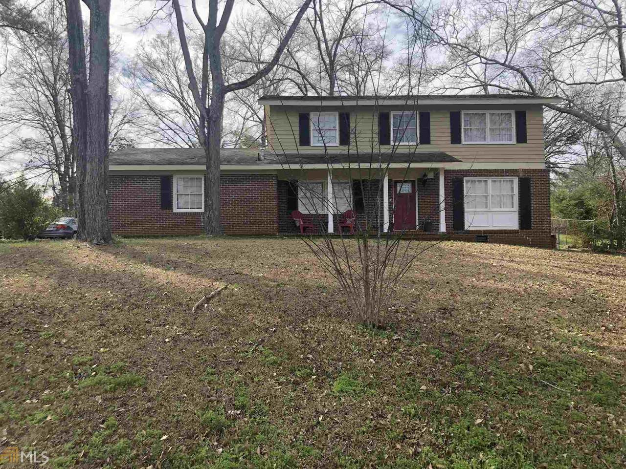 119 Maplewood Ave - Photo 1