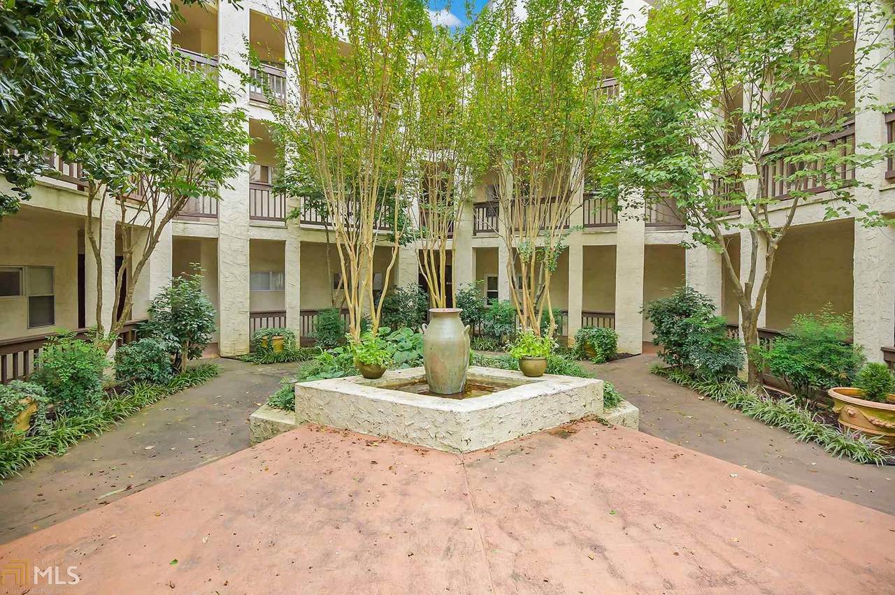 462 Sherman Way - Photo 1