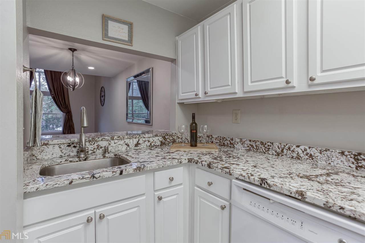 3655 Habersham Rd - Photo 1