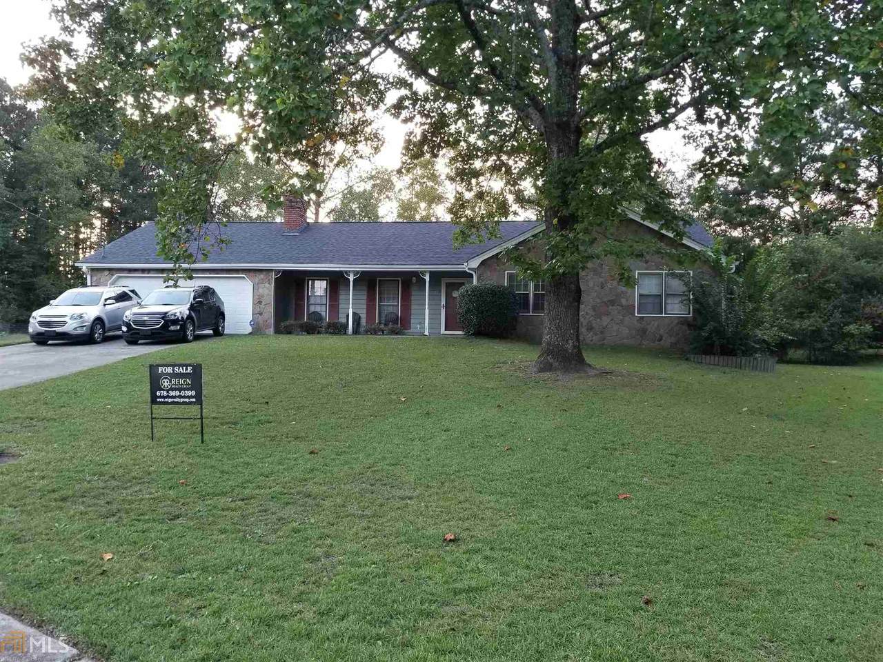 2721 Ravenwood Dr - Photo 1