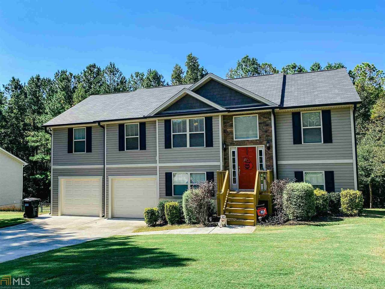 193 Rachel Blvd - Photo 1
