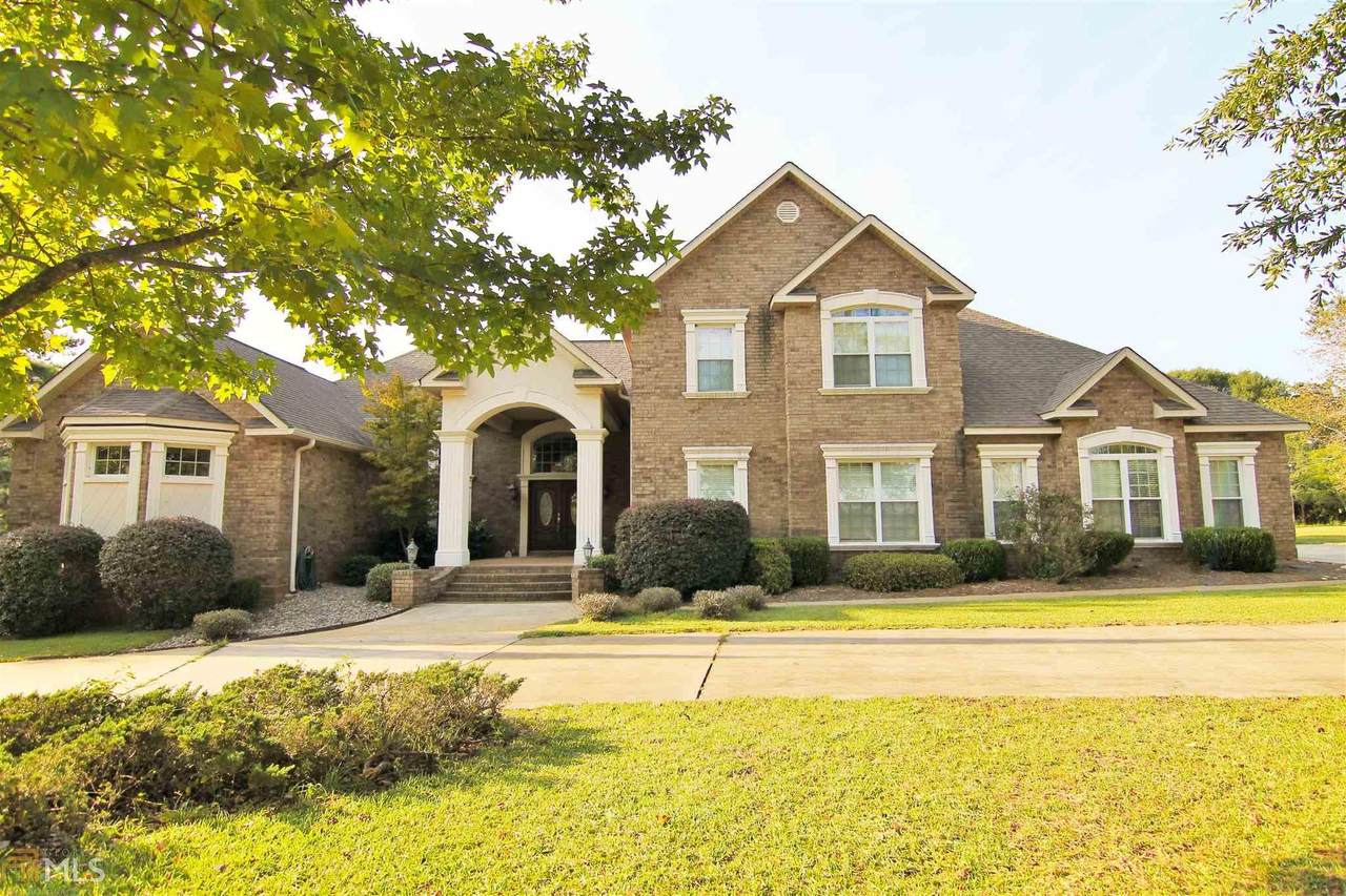 629 Toomer Rd - Photo 1