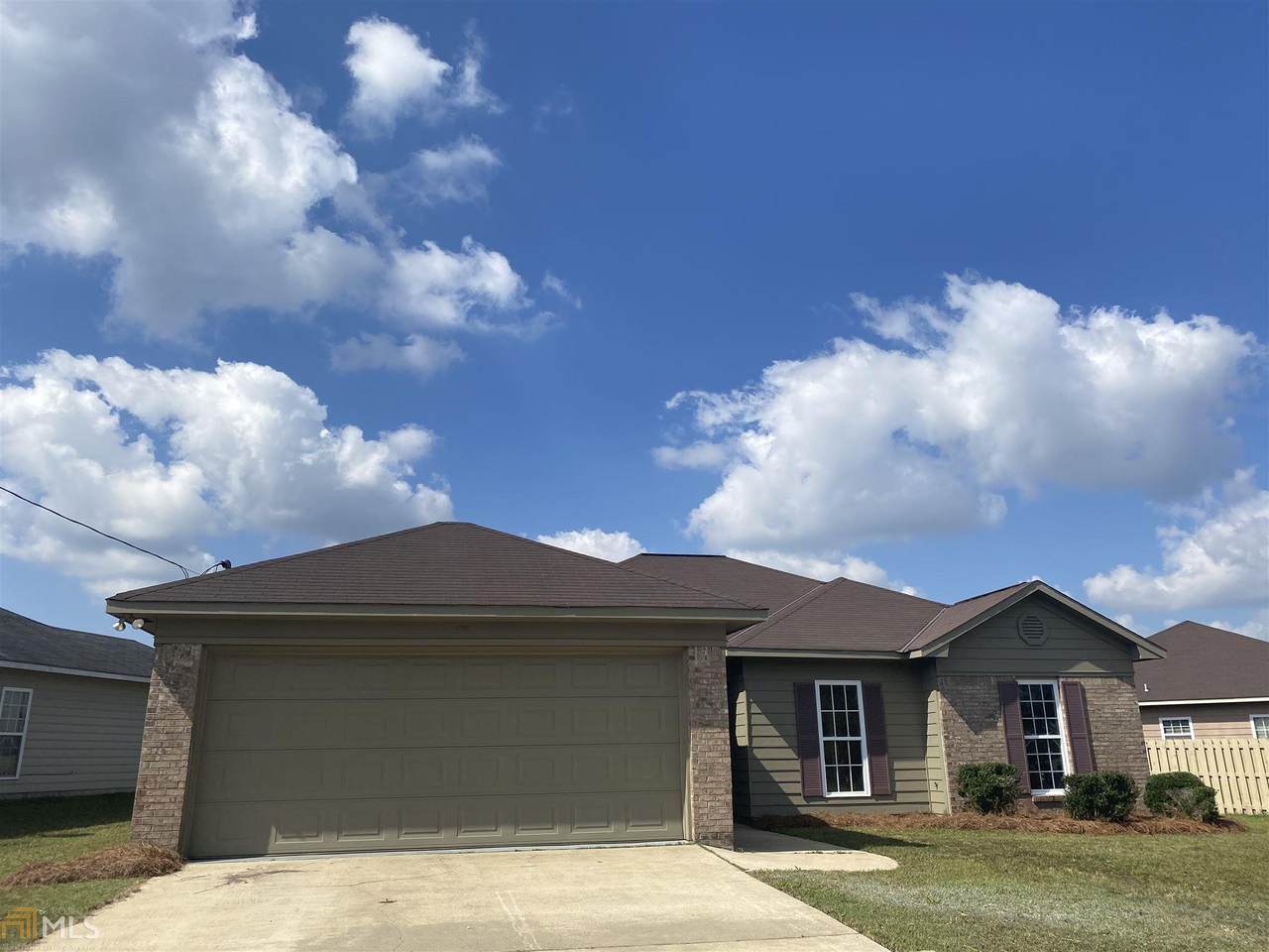 5711 Bobby Dr - Photo 1
