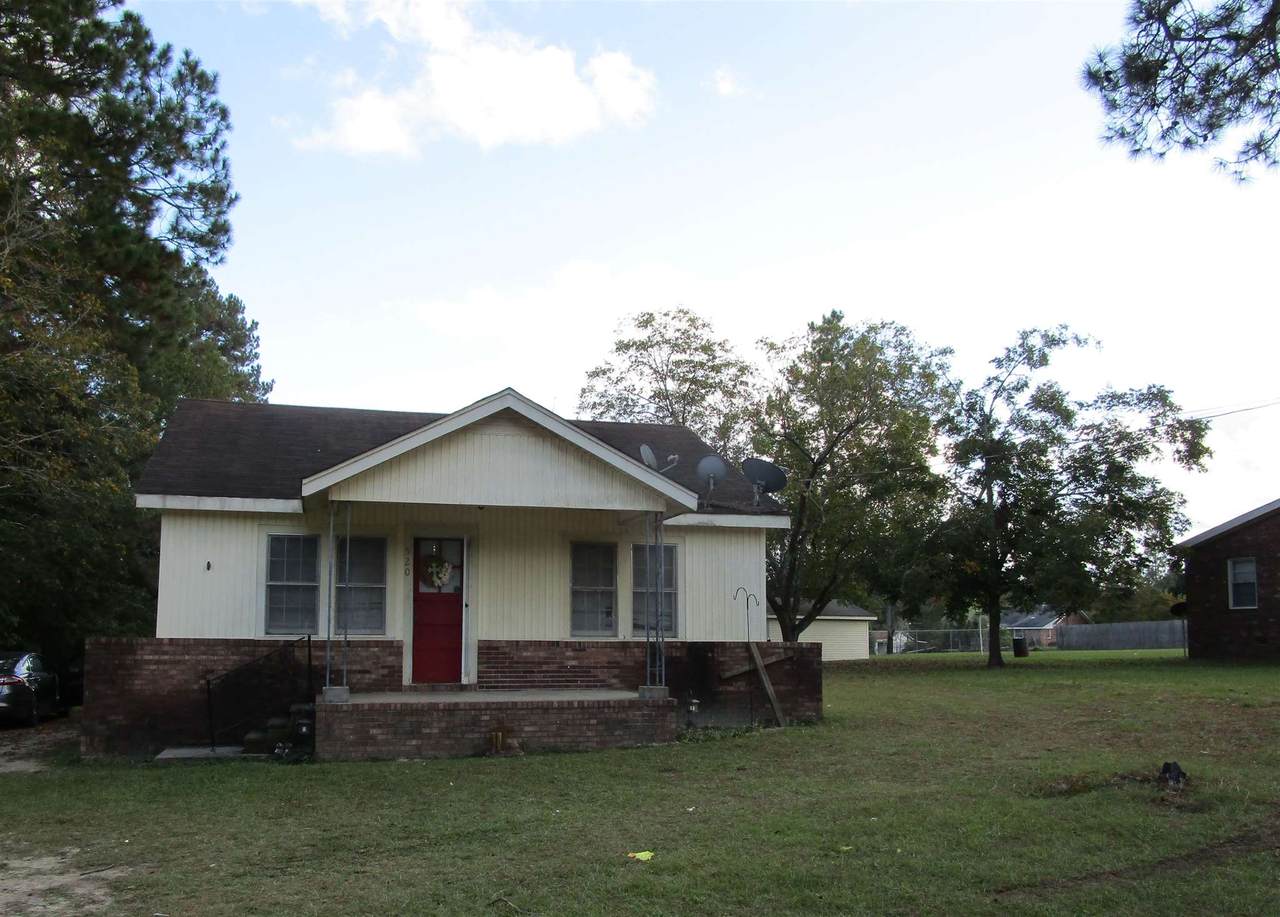 520 Jones Loop - Photo 1