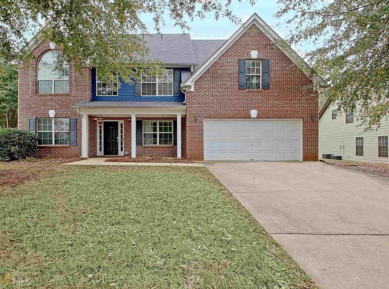 34 Virginia Ave - Photo 1