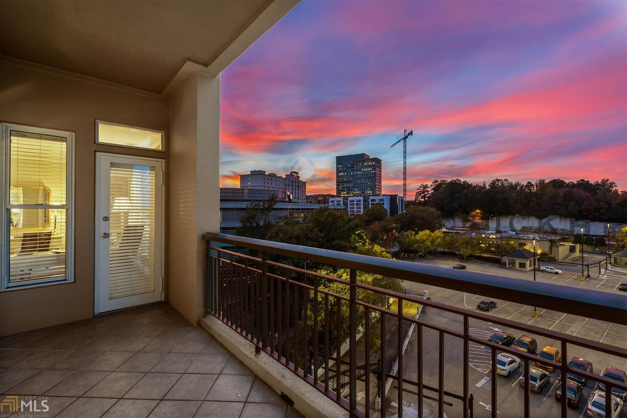 3334 Peachtree Rd - Photo 1