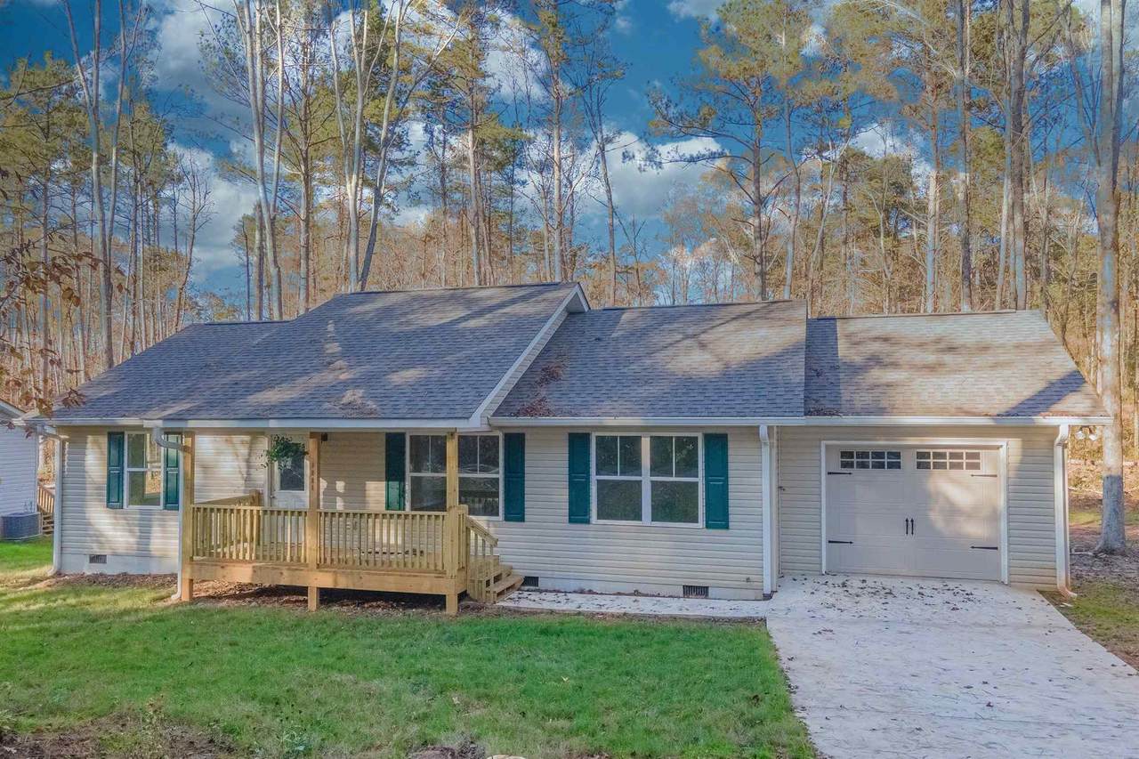 1861 Skyline Dr - Photo 1