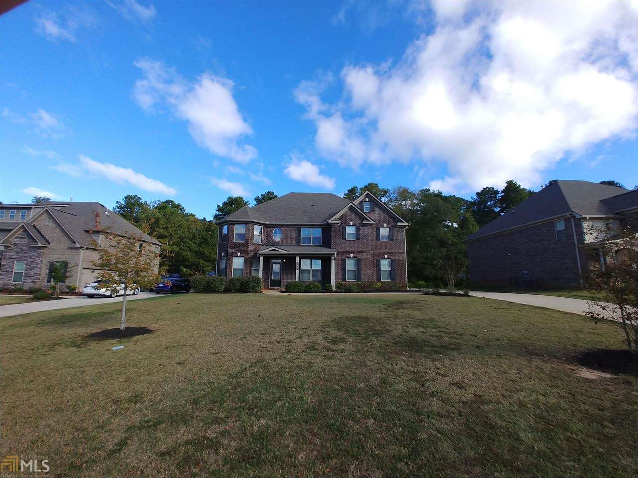 189 Aylesbury Blvd - Photo 1