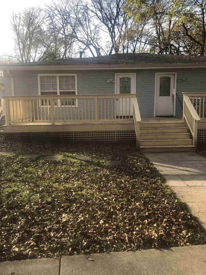 985 Hill St - Photo 1