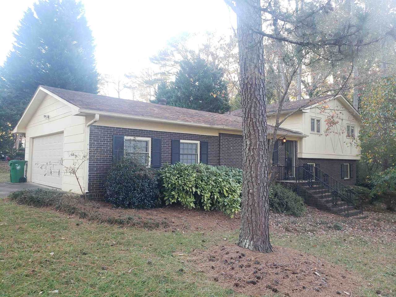 1533 Harbour Oaks Rd - Photo 1
