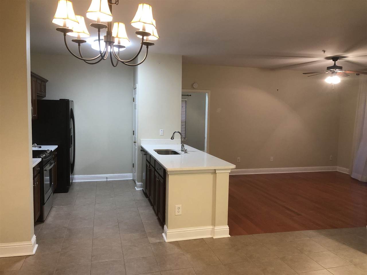 1217 Town Creek Cir - Photo 1