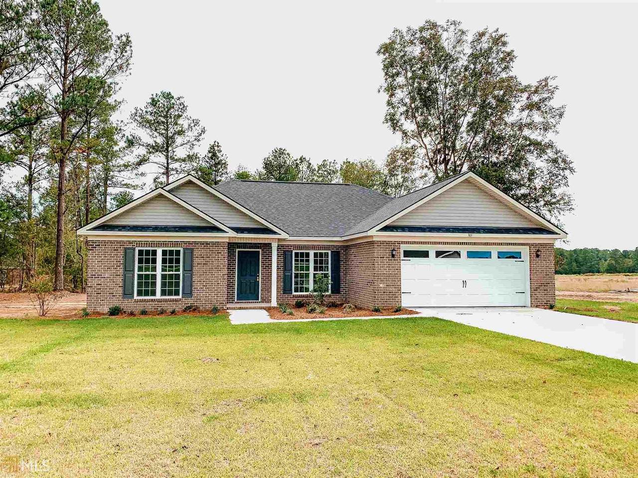 303 Four Seasons Dr - Photo 1