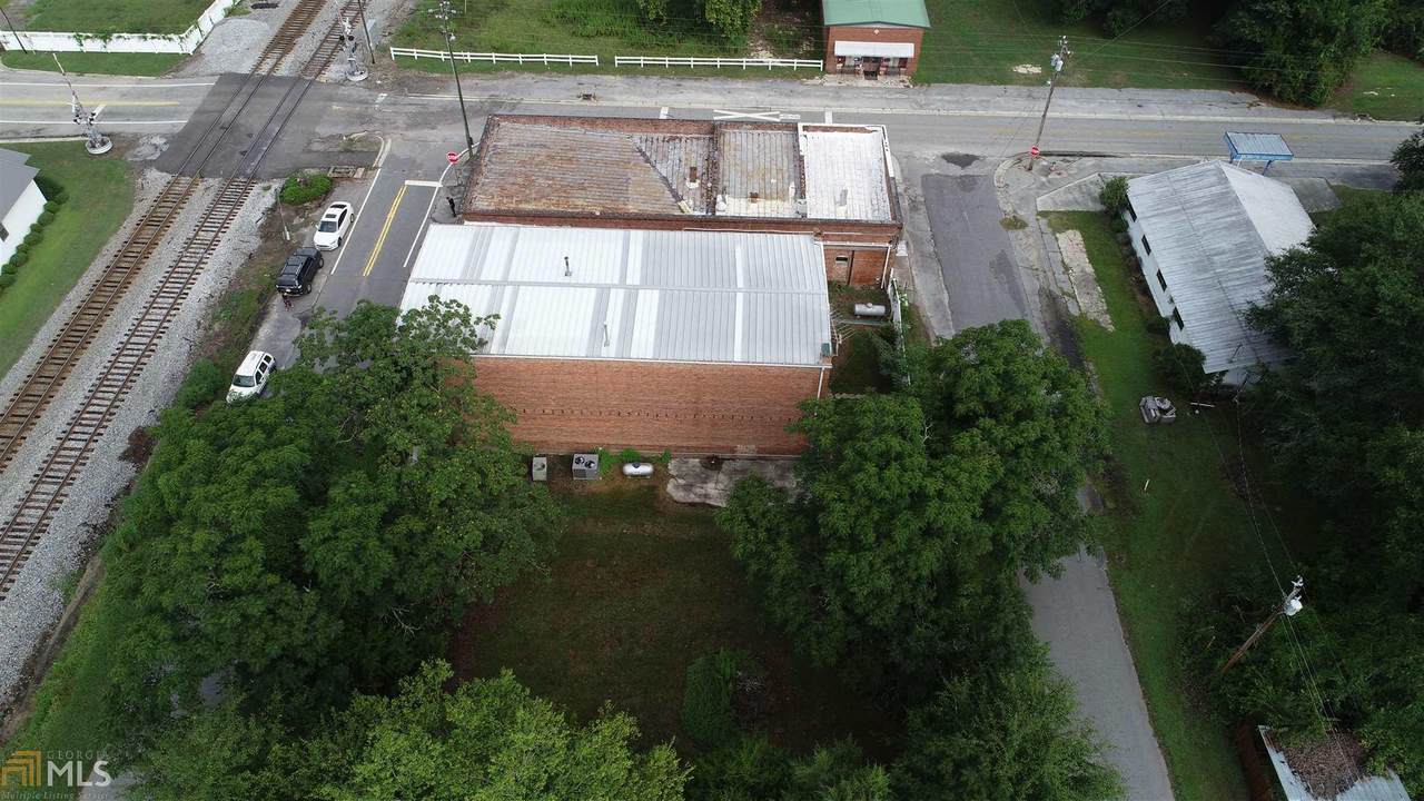 150 Main St - Photo 1