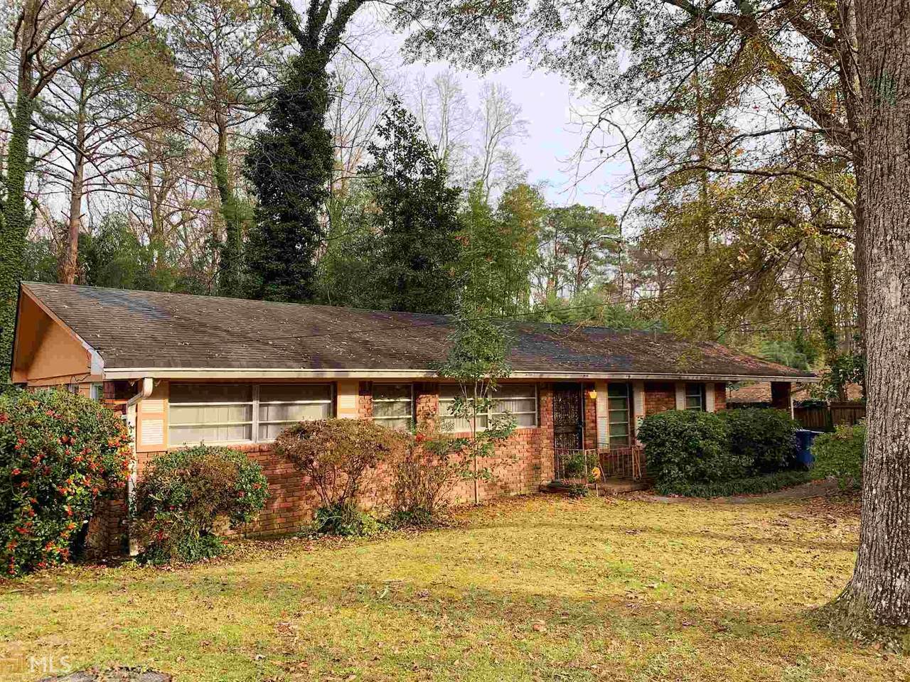1840 Glenview Dr - Photo 1