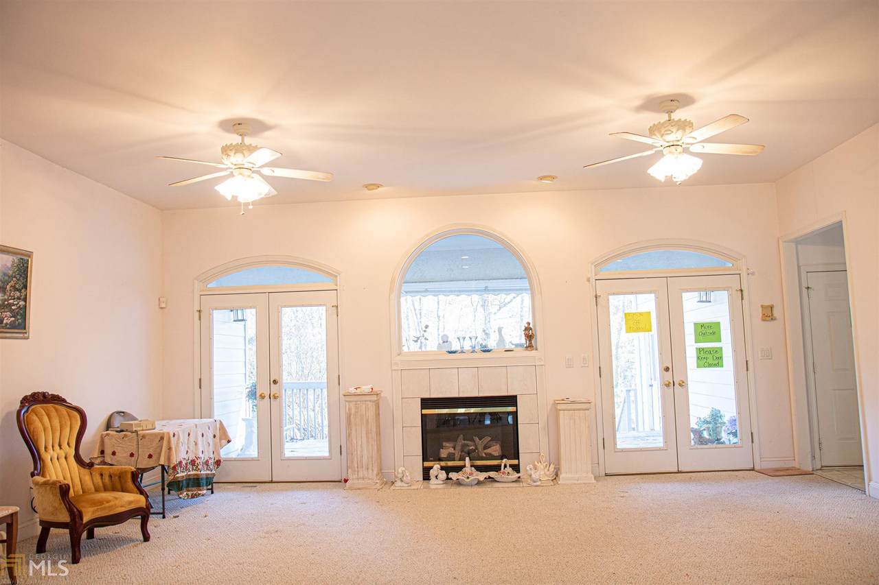 3800 SE Highway 20, Conyers, GA 30013 (MLS 8905078) The Durham Team