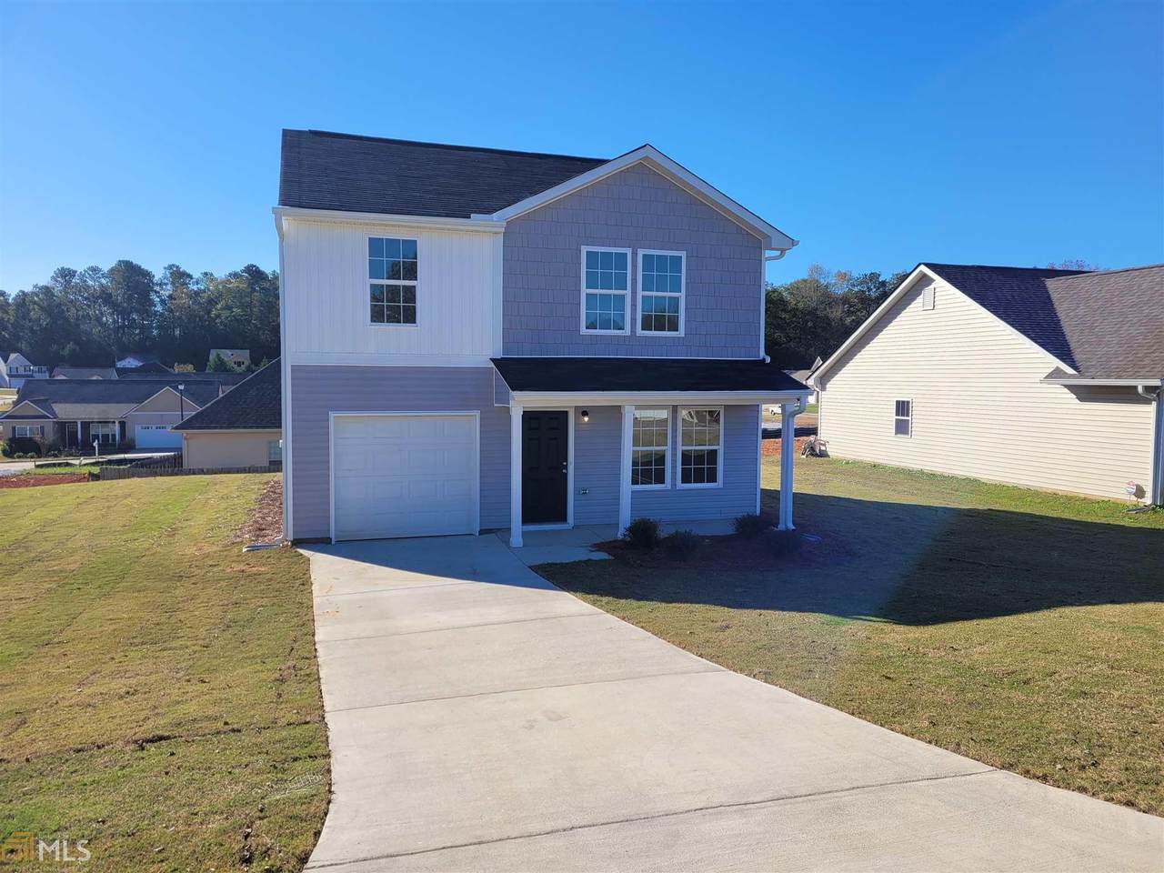 104 Sarah Ln - Photo 1