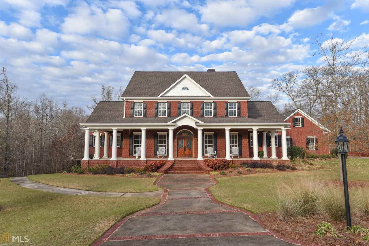 1401 Twin Oaks Trl - Photo 1