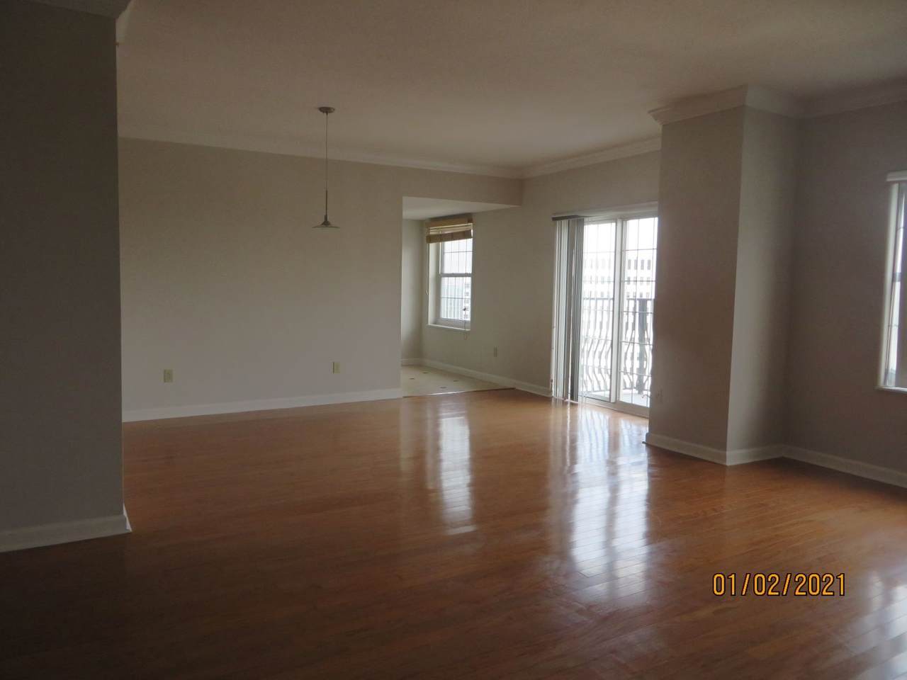 195 14Th St - Photo 1