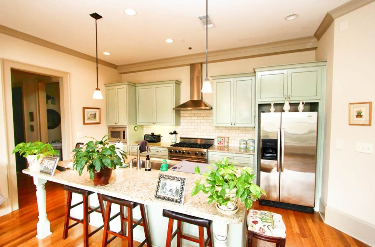 5920 Bond - Photo 1